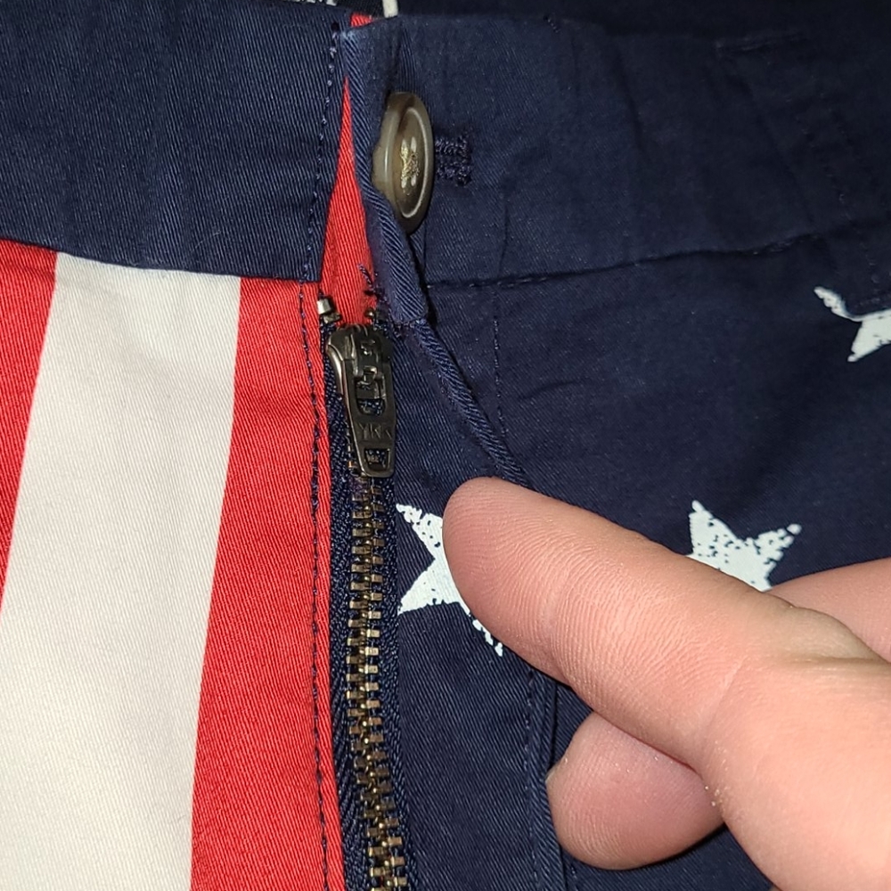 Fourth of July shorts! Club Room men's - Picture 8 of 16